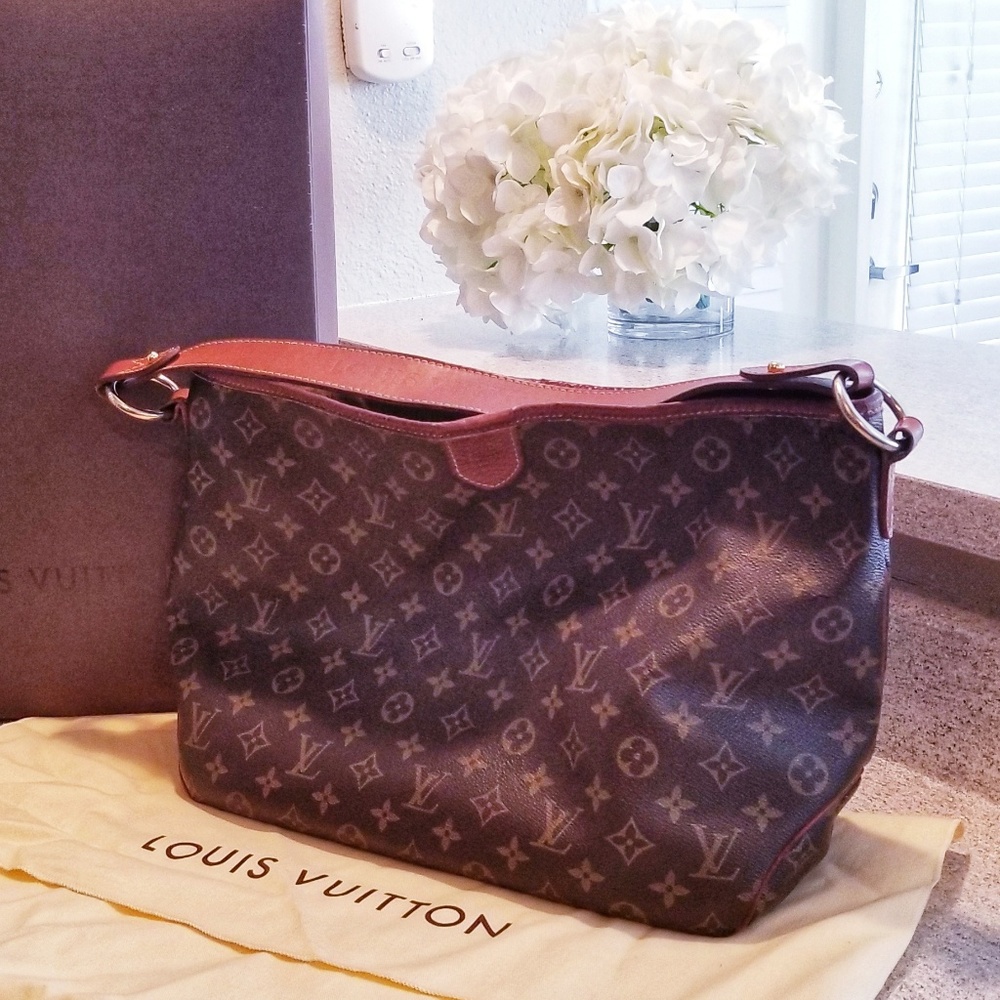 🌺 PRICED TO SELL!! 🌺Louis Vuitton Delightful bag